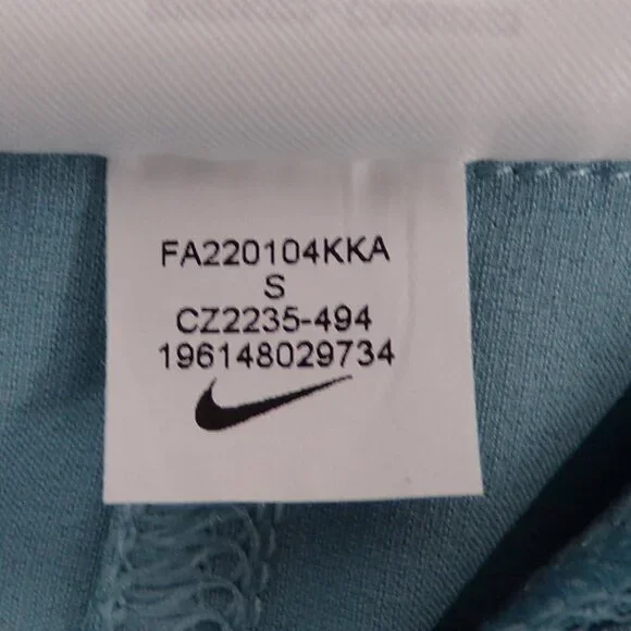 Nike Women's Yoga Dri-Fit Drawstring Waist Shorts - size S - Picture 9 of 9